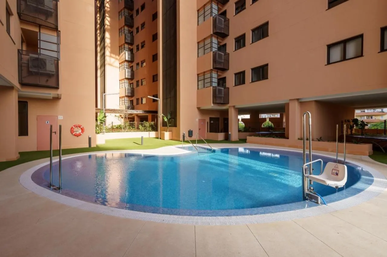 Appartement Teatinos Sky Garden I à Málaga
